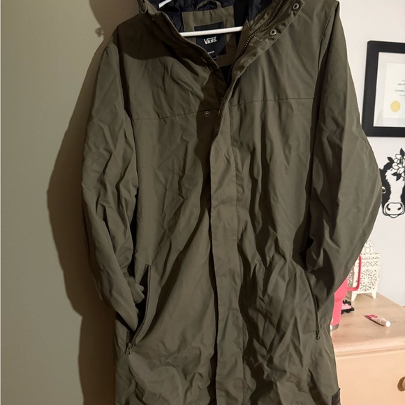 Women’s Vans Medium Jacket - Picture 2 of 4